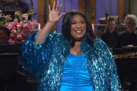 Lizzo Addresses All The Rumors About Her In ‘Saturday Night Live’ Monologue – Watch!