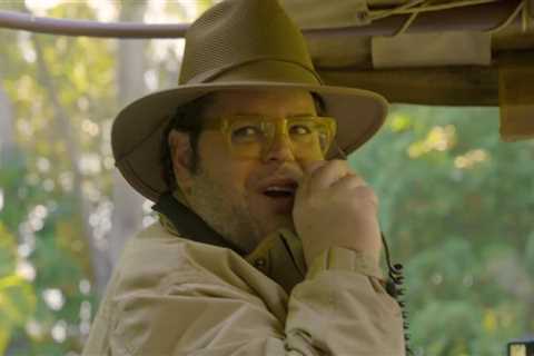 Josh Gad Becomes a Jungle Cruise Skipper at Disneyland for a Day