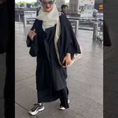 Rekha ji's airport style is to steal the spotlight#Rekha #youtubeshort  #shortvideo #shorts #short