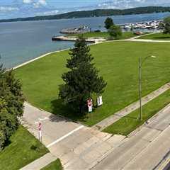 The Impact of Local Organizations on Documentary Film Production in Lincoln Park, Michigan: A..